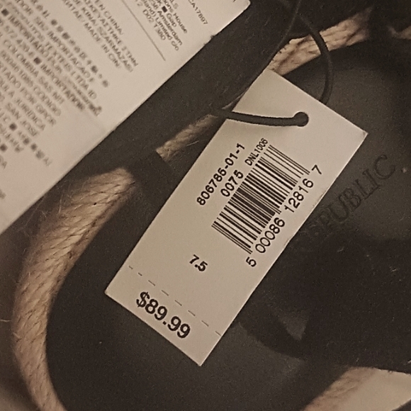 BANANA REPUBLIC Black Strap Espadrilles NWT - Picture 3 of 4